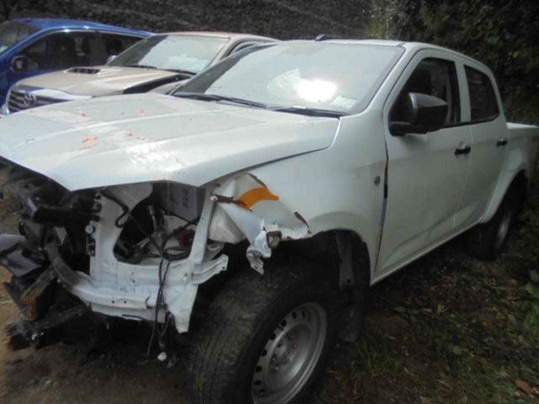 Photo '7' of Isuzu D-MAX LX Double CAB 4WD F/