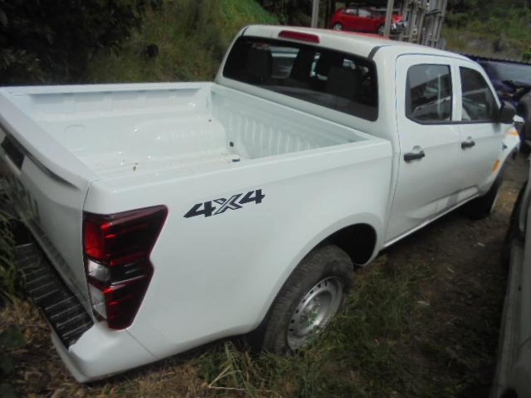 Photo '9' of Isuzu D-MAX LX Double CAB 4WD F/