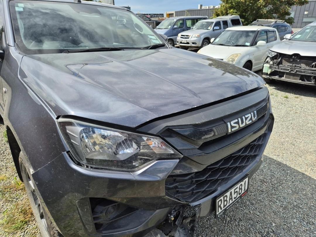 Photo '2' of Isuzu D-MAX LX Double CAB 4WD F/