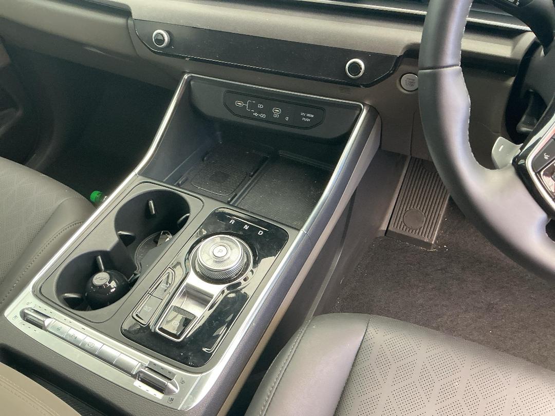 Photo '19' of KIA Carnival Premium