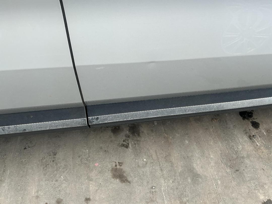 Photo '30' of KIA Carnival Premium