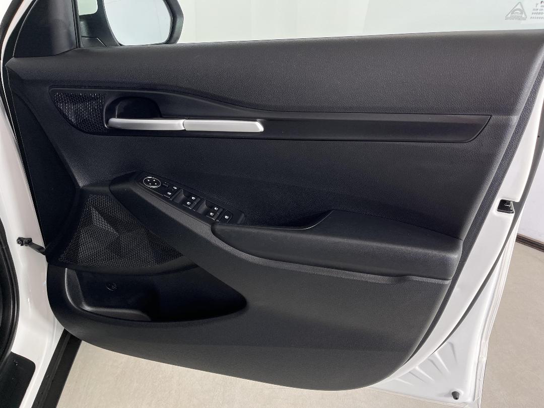 Photo '15' of KIA Seltos