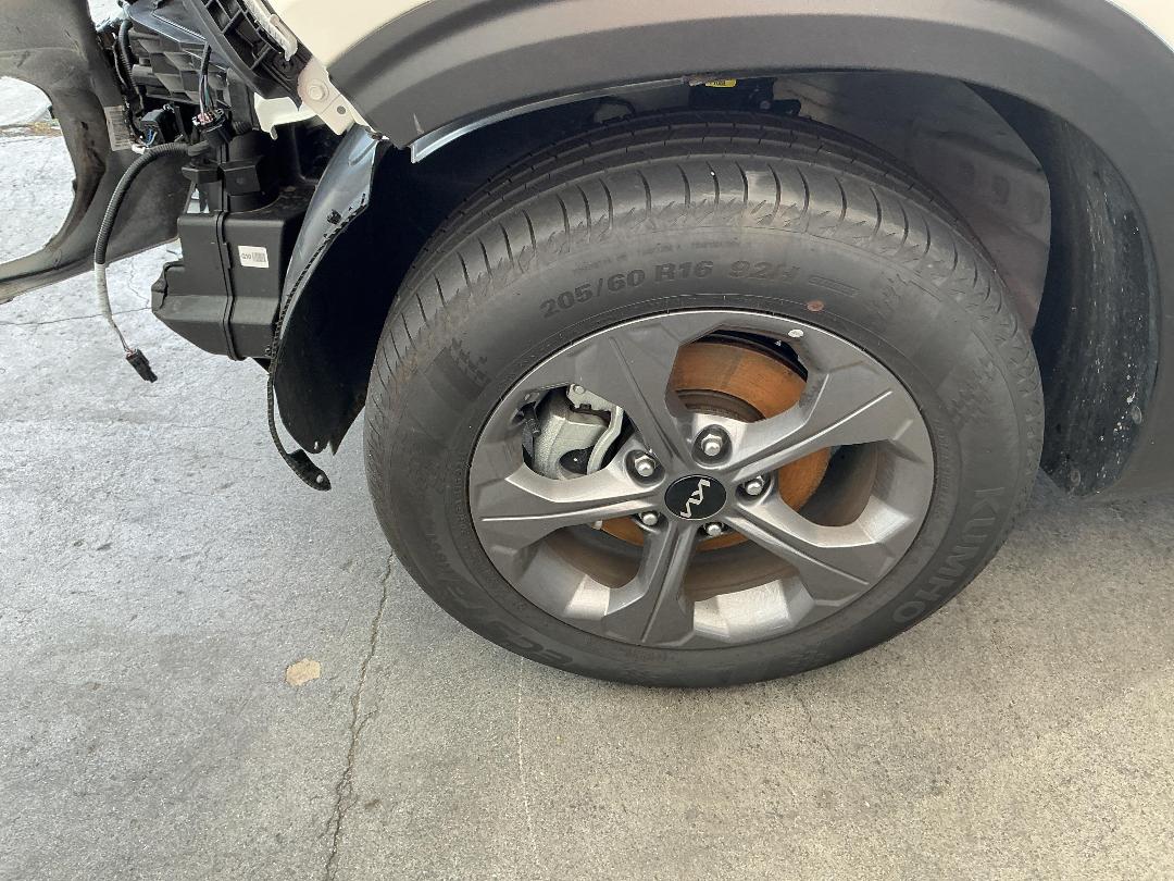 Photo '8' of KIA Seltos LX