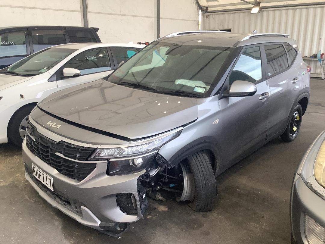 Photo '2' of KIA Seltos LX