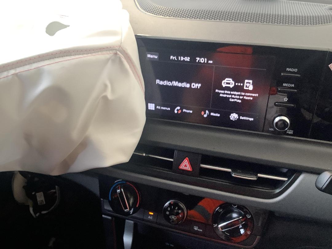 Photo '17' of KIA Seltos LX