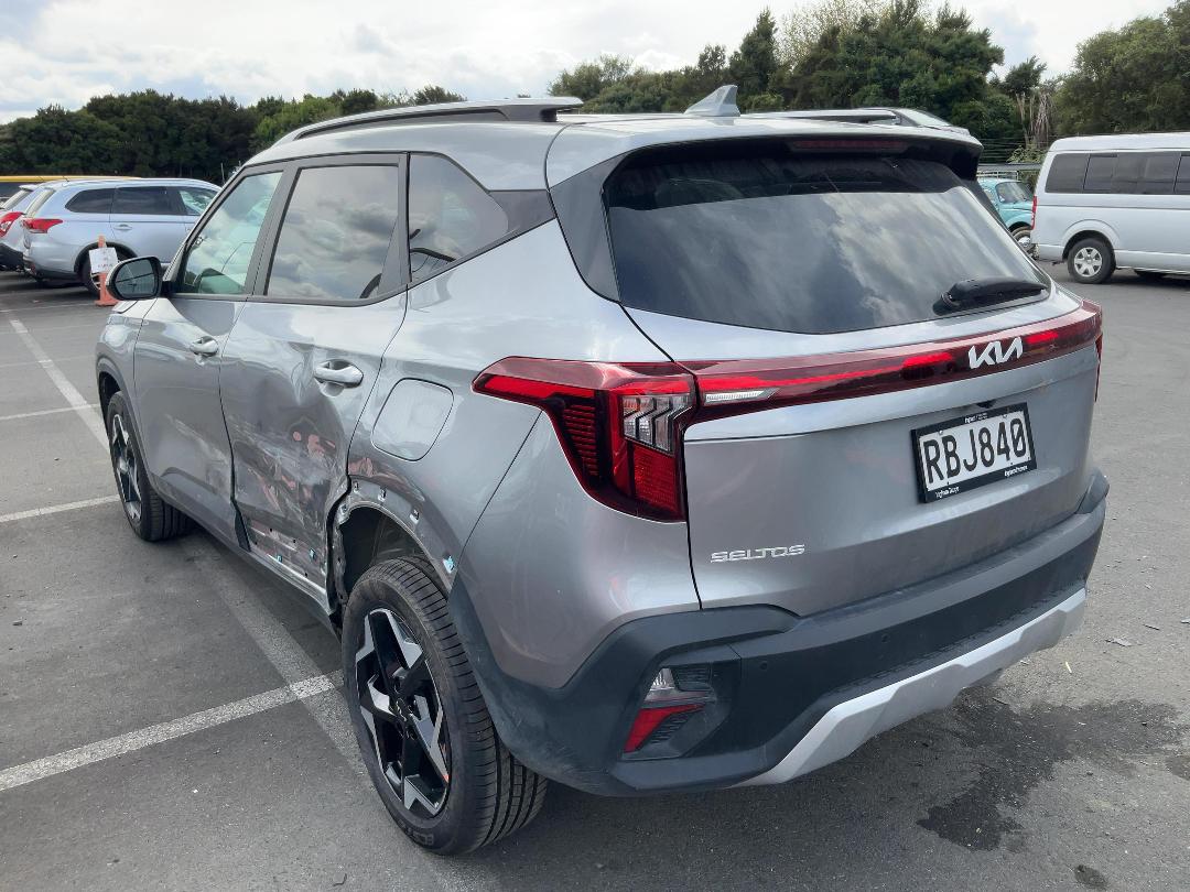 Photo '3' of KIA Seltos LX+