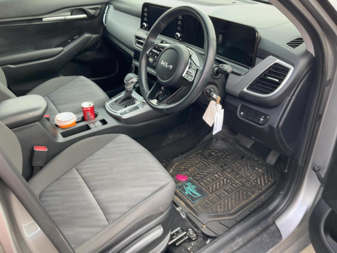 Photo '12' of KIA Seltos LX+