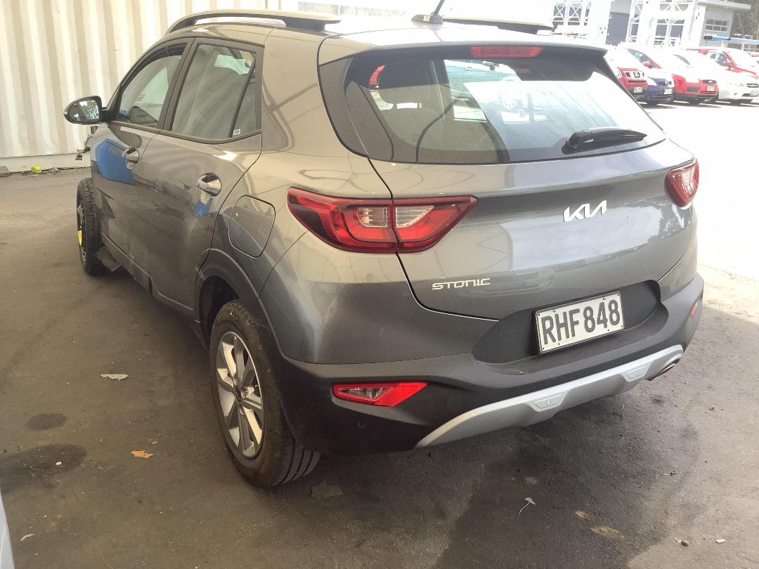 Photo '6' of KIA Stonic SX