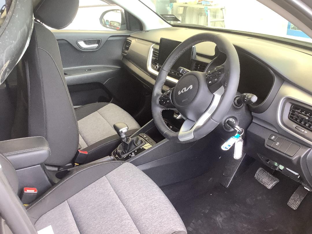 Photo '10' of KIA Stonic SX