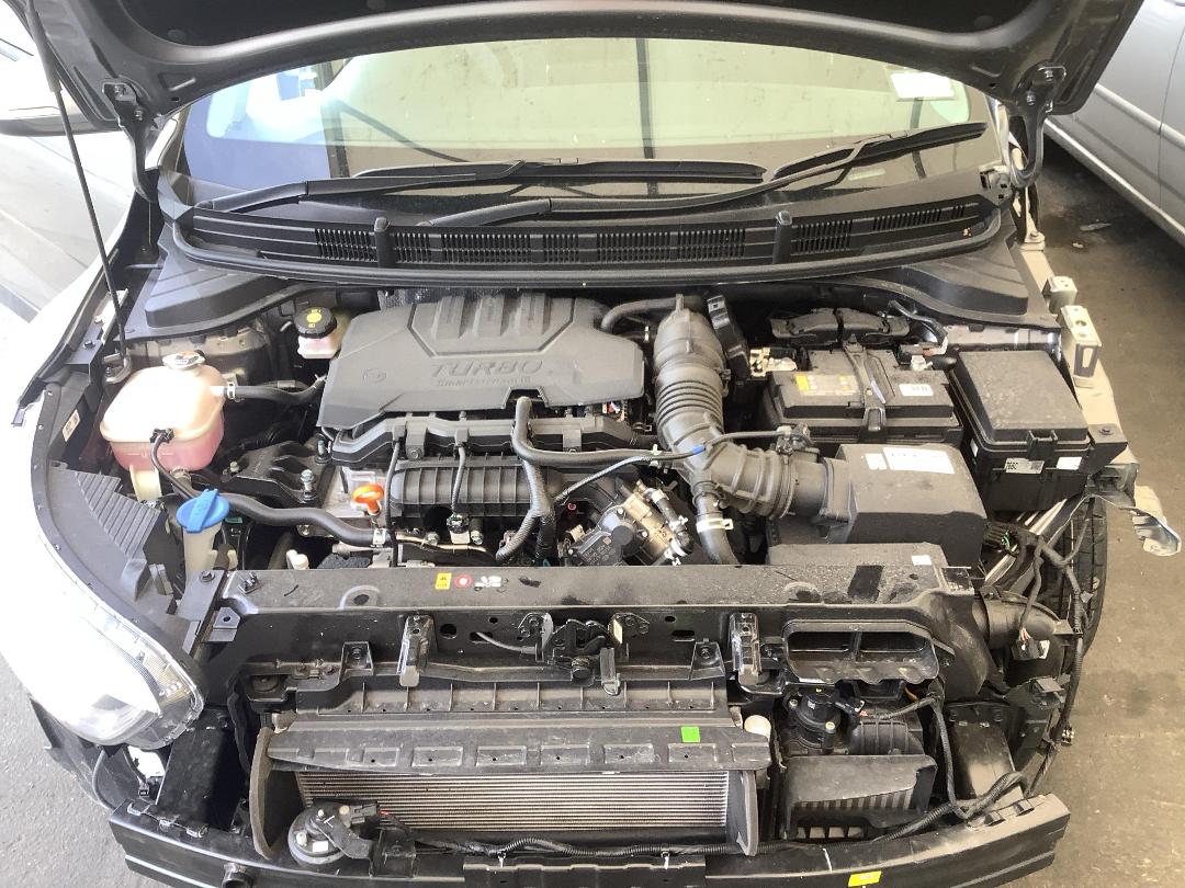 Photo '12' of KIA Stonic SX