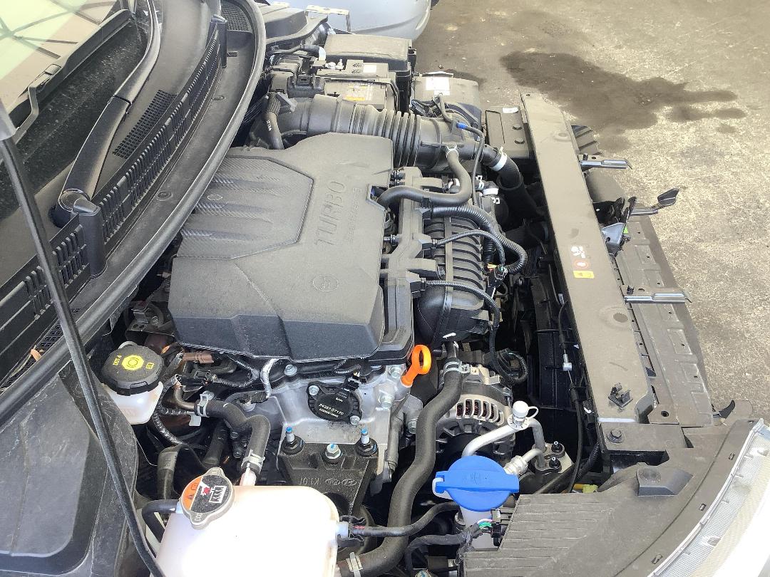 Photo '14' of KIA Stonic SX