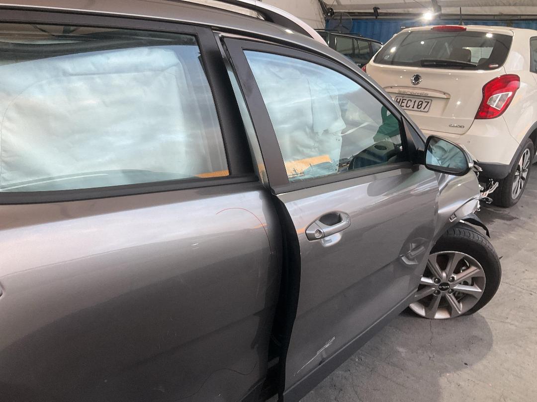 Photo '14' of KIA Stonic SX