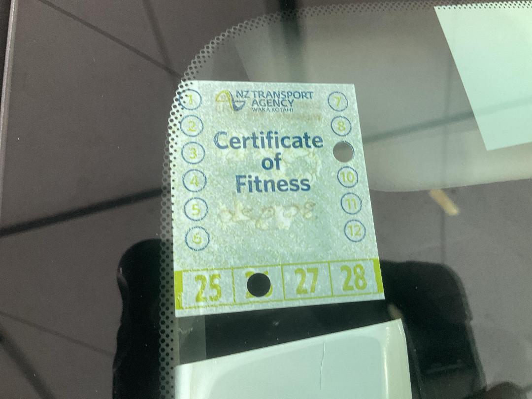 Photo '27' of KIA Stonic SX