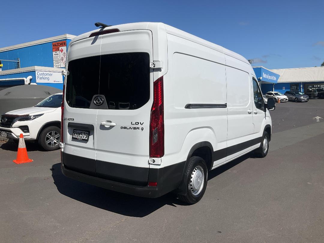 Photo '7' of LDV Deliver 9