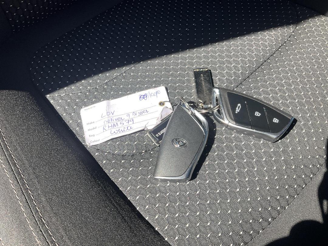 Photo '22' of LDV Deliver 9