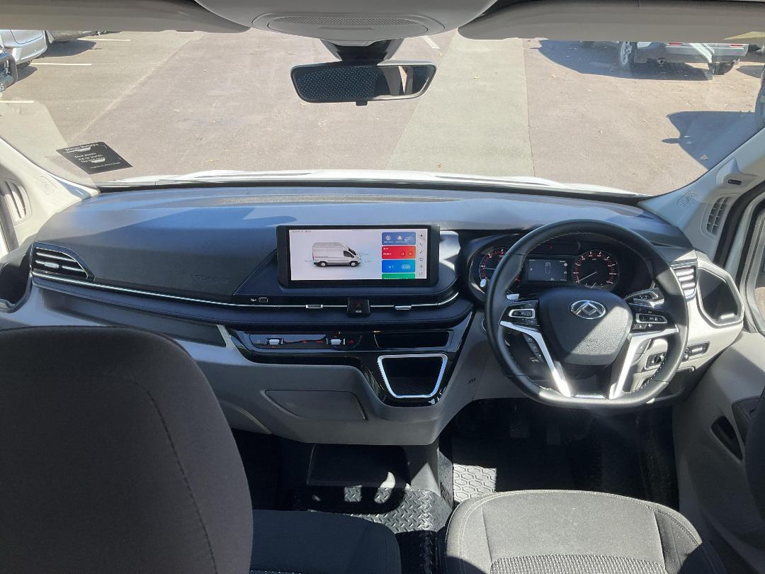 Photo '17' of LDV Deliver 9