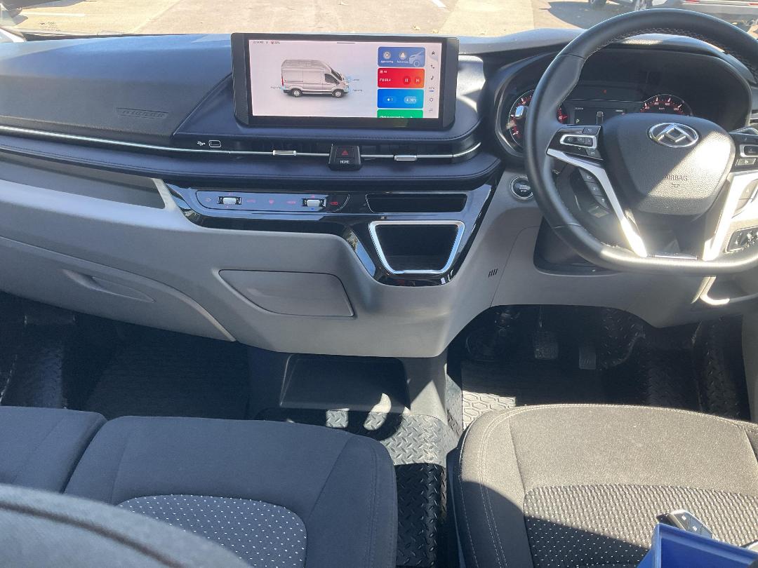 Photo '18' of LDV Deliver 9