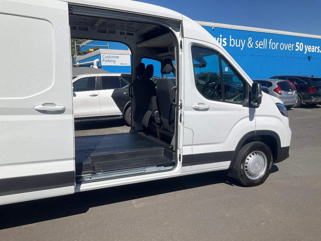 Photo '23' of LDV Deliver 9