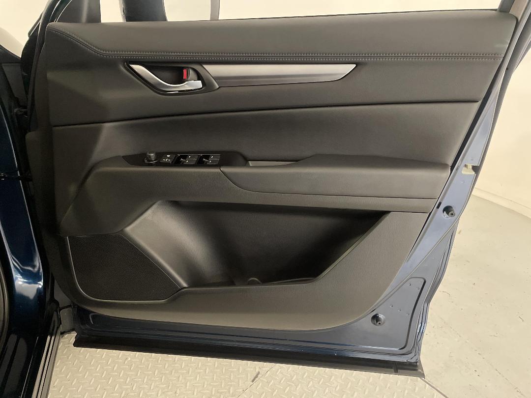 Photo '15' of Mazda CX-5 Photo '15' of Mazda CX-5