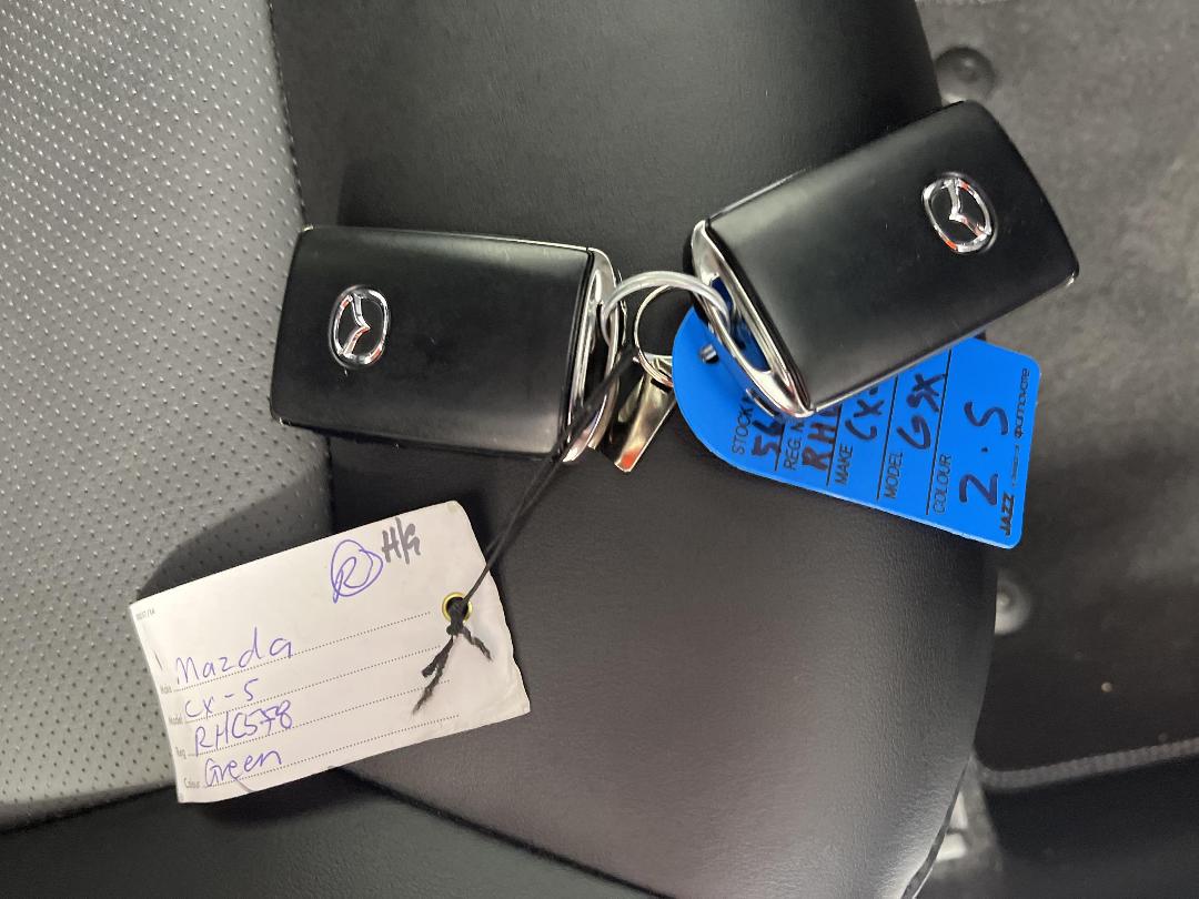 Photo '22' of Mazda CX-5