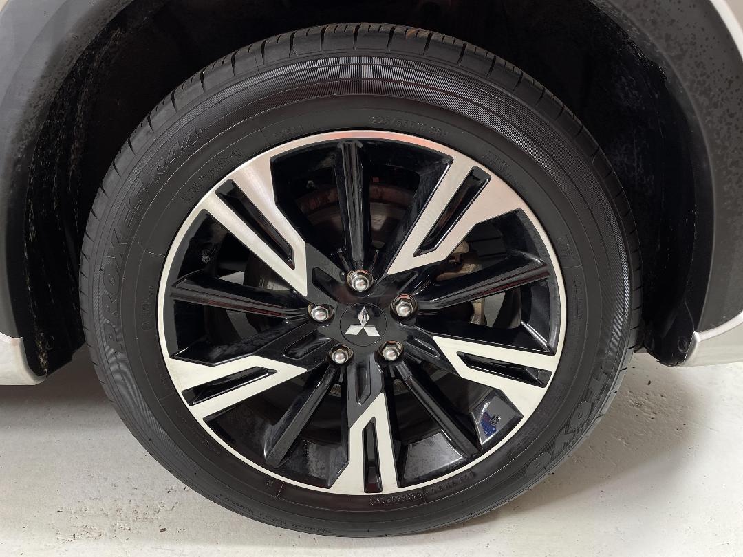 Photo '9' of Mitsubishi Eclipse Cross Photo '9' of Mitsubishi Eclipse Cross