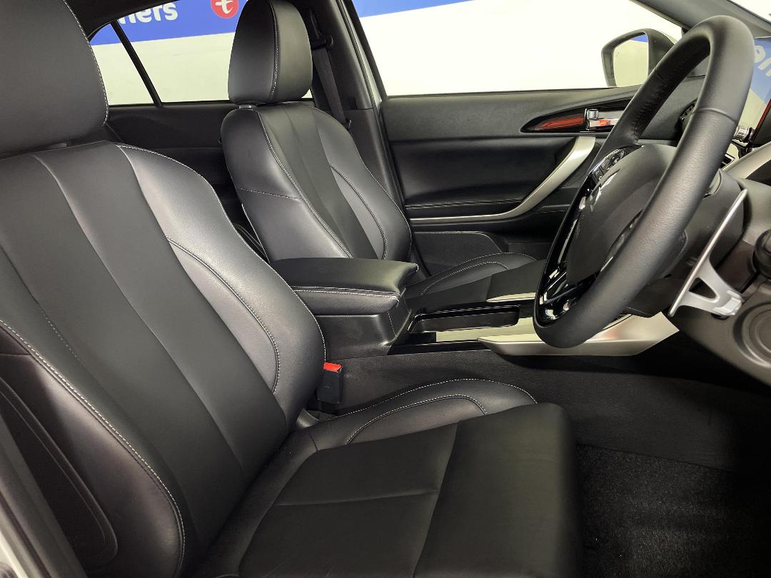 Photo '16' of Mitsubishi Eclipse Cross Photo '16' of Mitsubishi Eclipse Cross