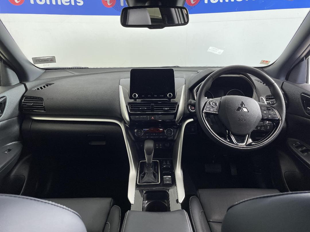 Photo '17' of Mitsubishi Eclipse Cross Photo '17' of Mitsubishi Eclipse Cross