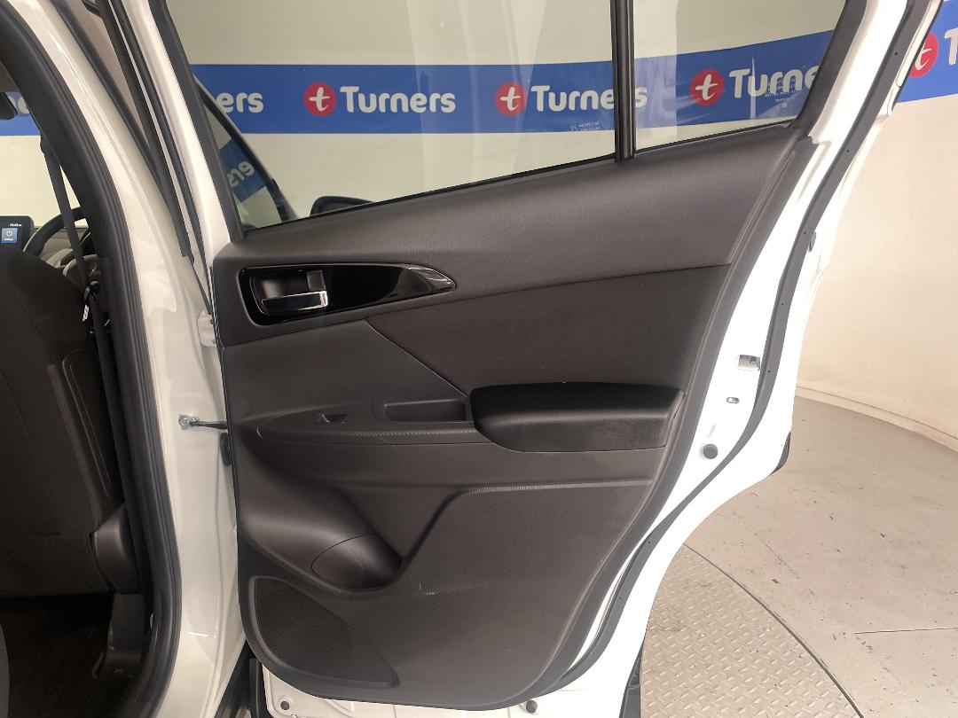 Photo '19' of Mitsubishi Eclipse Cross Photo '19' of Mitsubishi Eclipse Cross