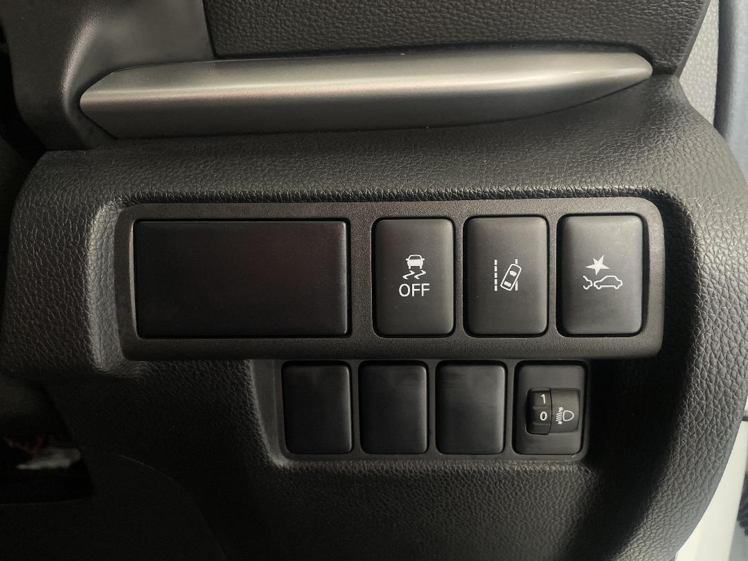 Photo '23' of Mitsubishi Eclipse Cross Photo '23' of Mitsubishi Eclipse Cross