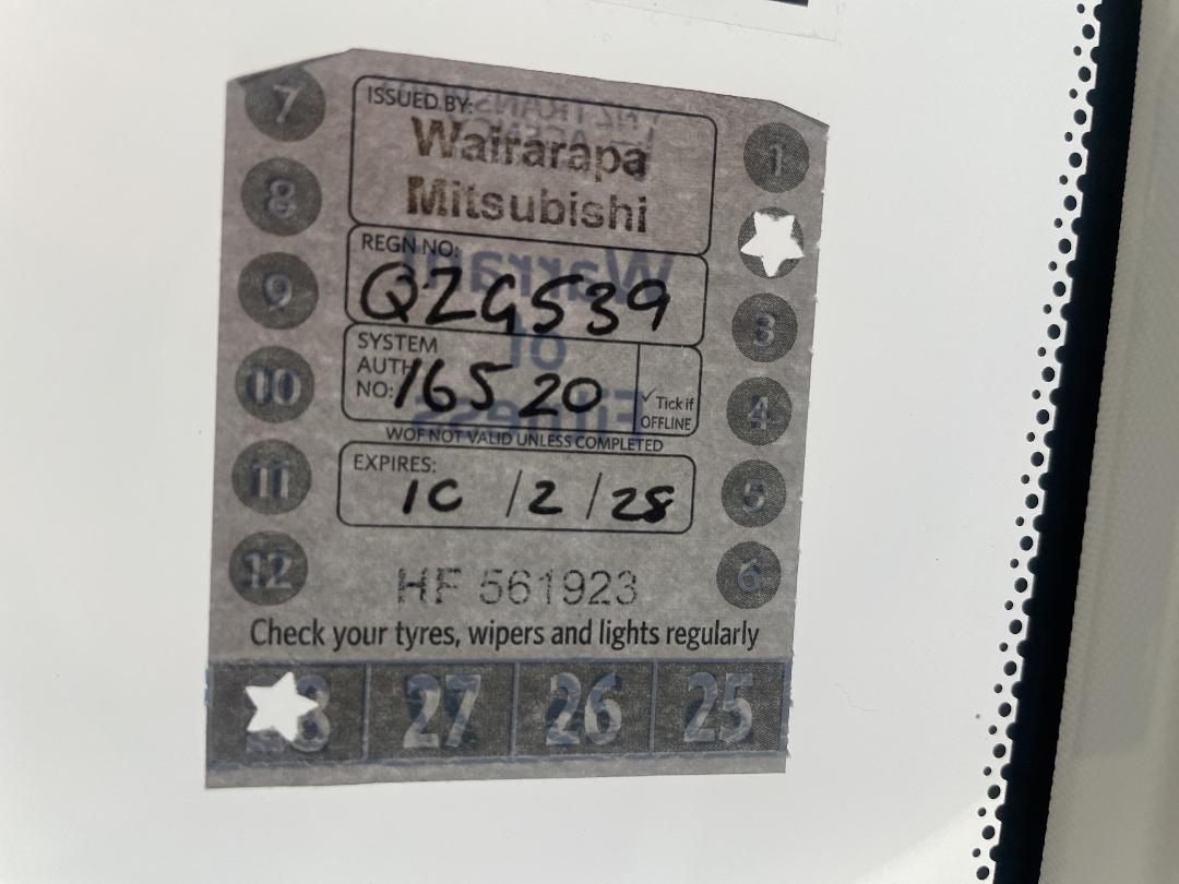 Photo '31' of Mitsubishi Eclipse Cross Photo '31' of Mitsubishi Eclipse Cross