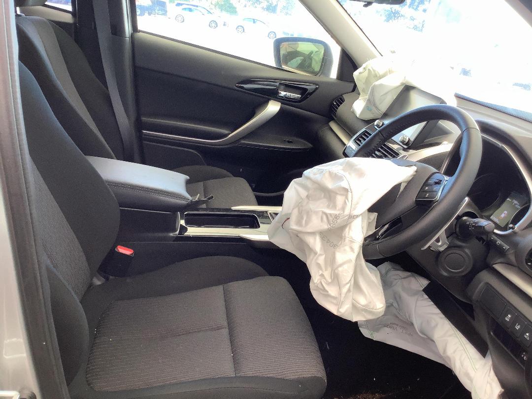 Photo '11' of Mitsubishi Eclipse Cross XLS