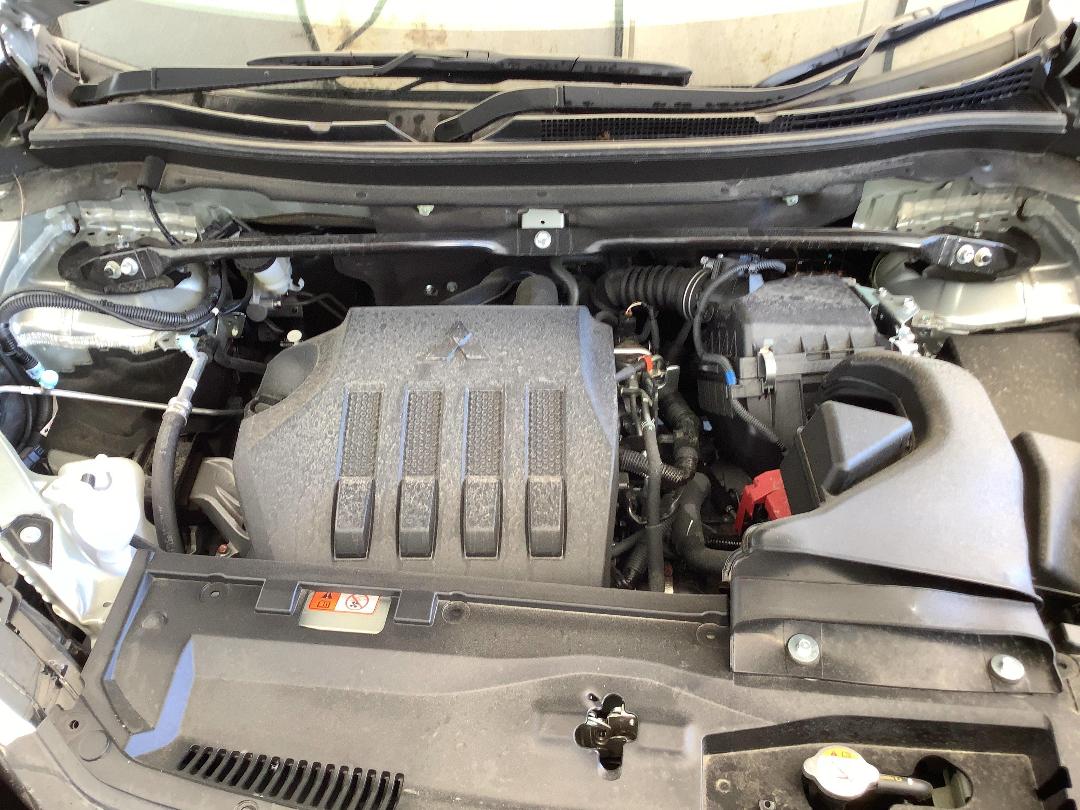 Photo '12' of Mitsubishi Eclipse Cross XLS