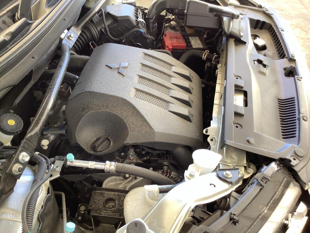 Photo '14' of Mitsubishi Eclipse Cross XLS