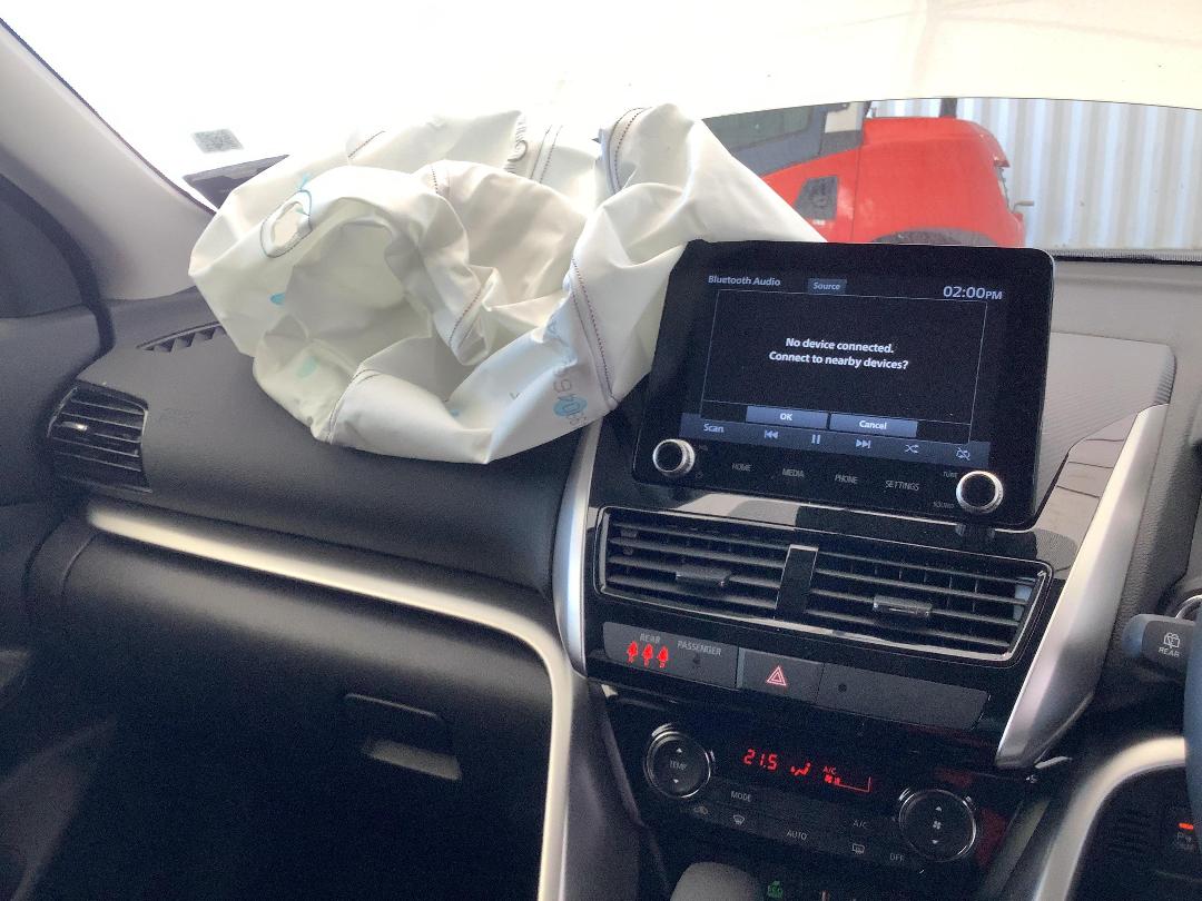 Photo '18' of Mitsubishi Eclipse Cross XLS