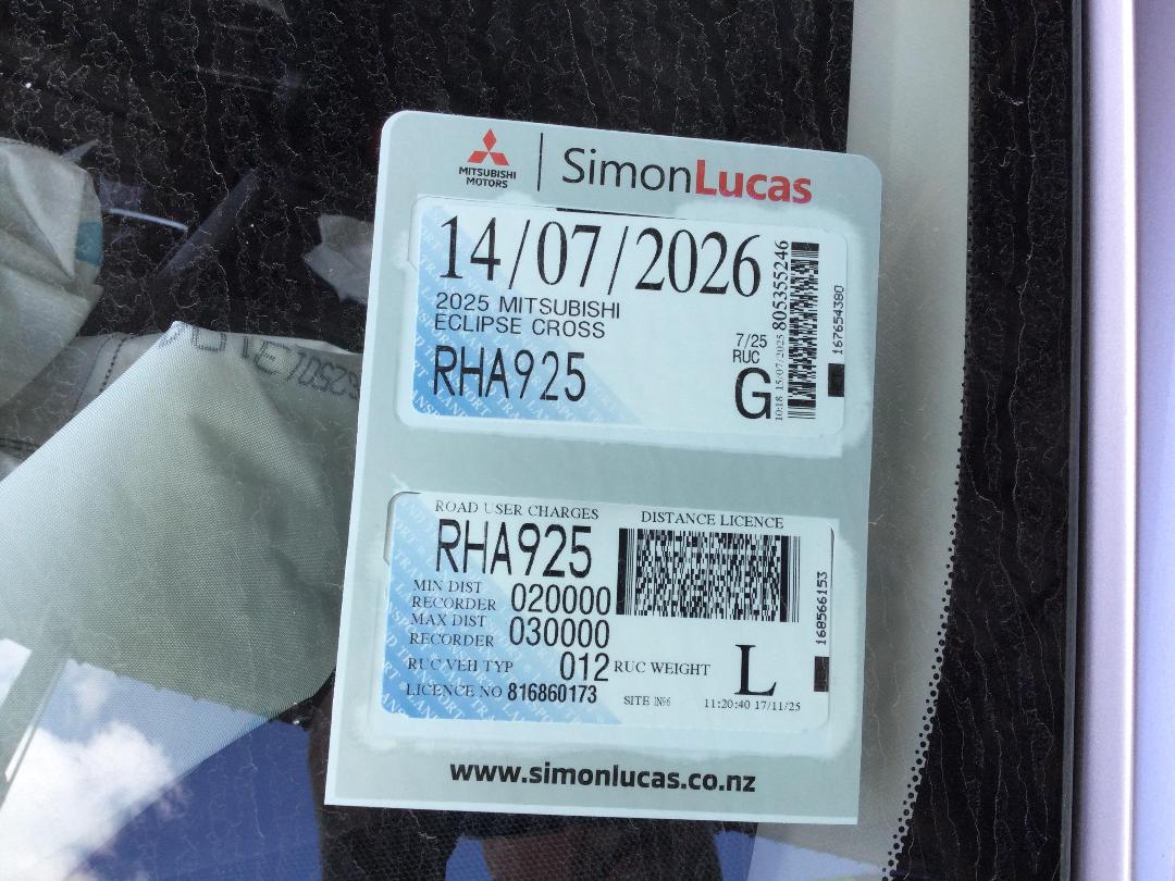 Photo '27' of Mitsubishi Eclipse Cross XLS