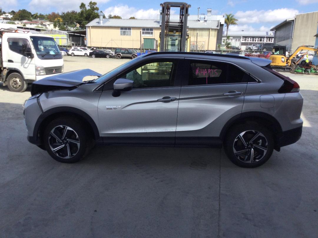 Photo '3' of Mitsubishi Eclipse Cross XLS