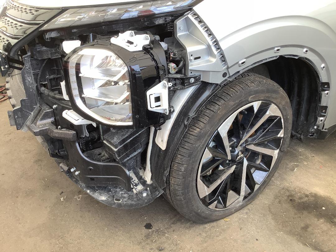 Photo '2' of Mitsubishi Outlander XLS