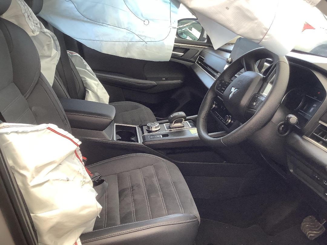 Photo '10' of Mitsubishi Outlander XLS