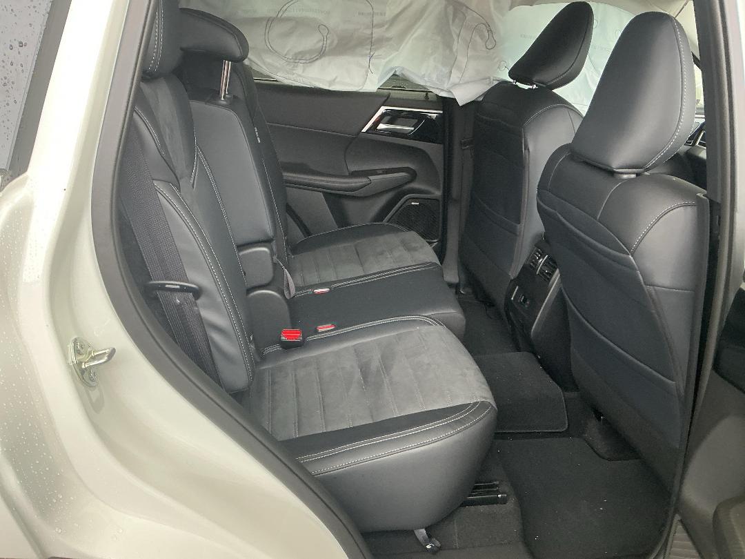 Photo '6' of Mitsubishi Outlander XLS