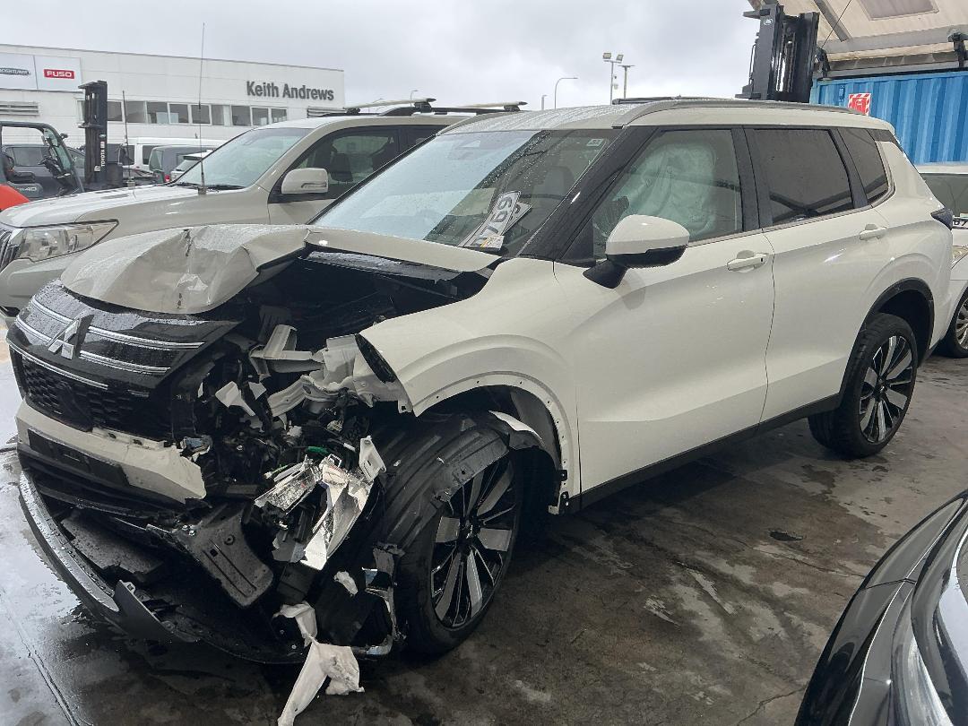 Photo '2' of Mitsubishi Outlander XLS