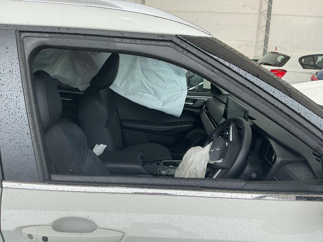 Photo '10' of Mitsubishi Outlander XLS