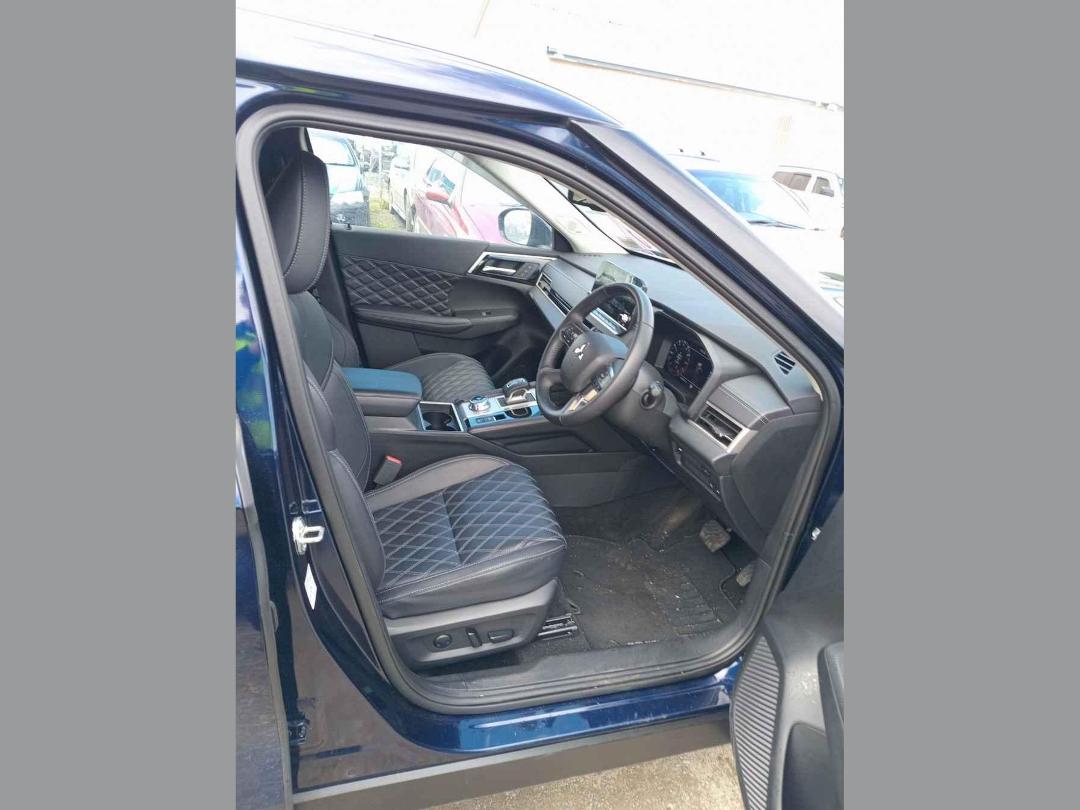 Photo '6' of Mitsubishi Outlander VRX