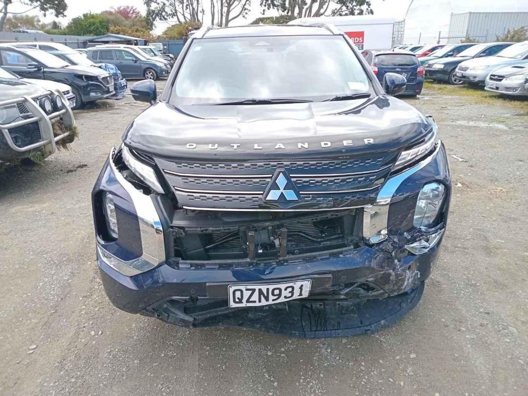 Photo '11' of Mitsubishi Outlander VRX