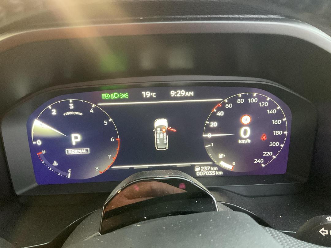 Photo '8' of Mitsubishi Outlander Exceed Photo '8' of Mitsubishi Outlander Exceed