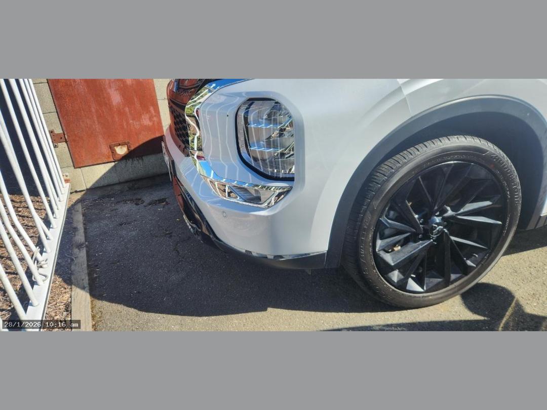 Photo '3' of Mitsubishi Outlander Sport