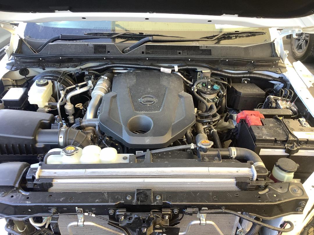 Photo '24' of Nissan Navara SL