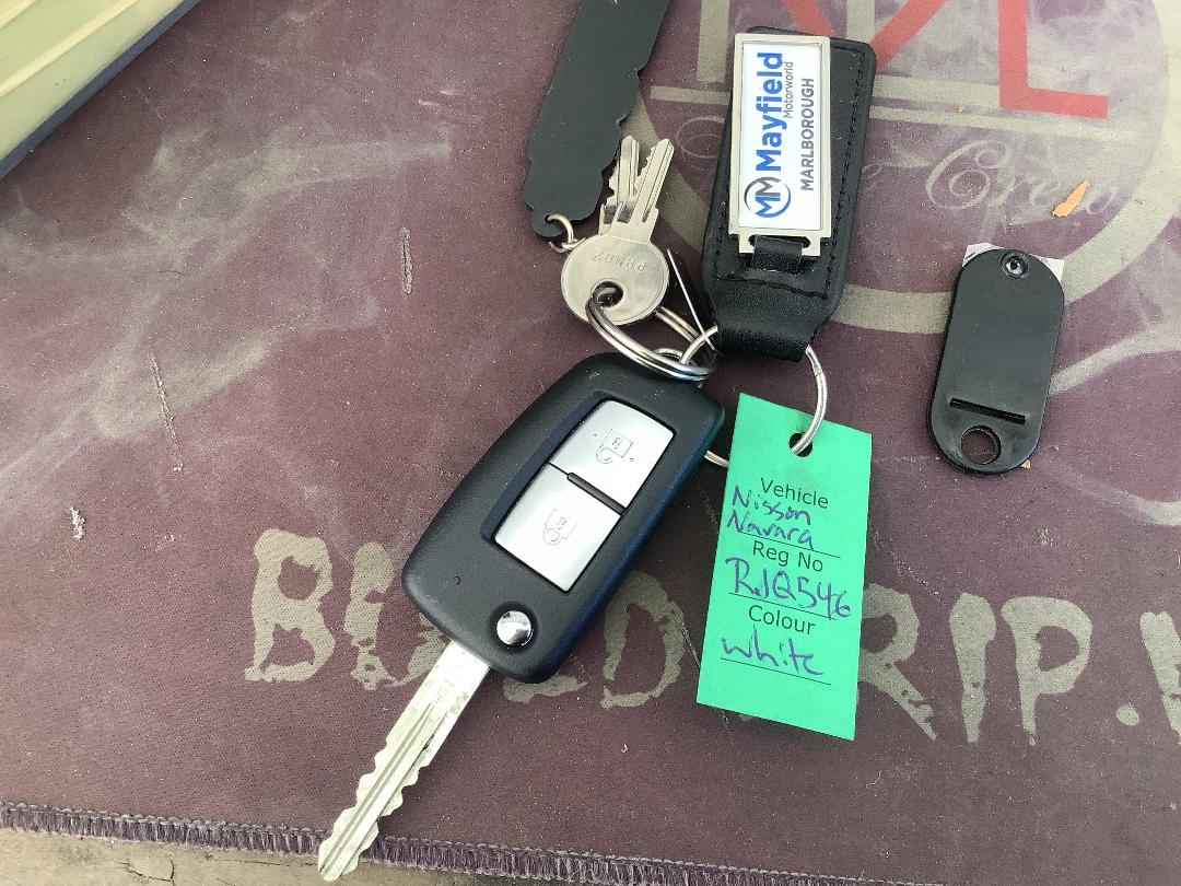 Photo '27' of Nissan Navara SL