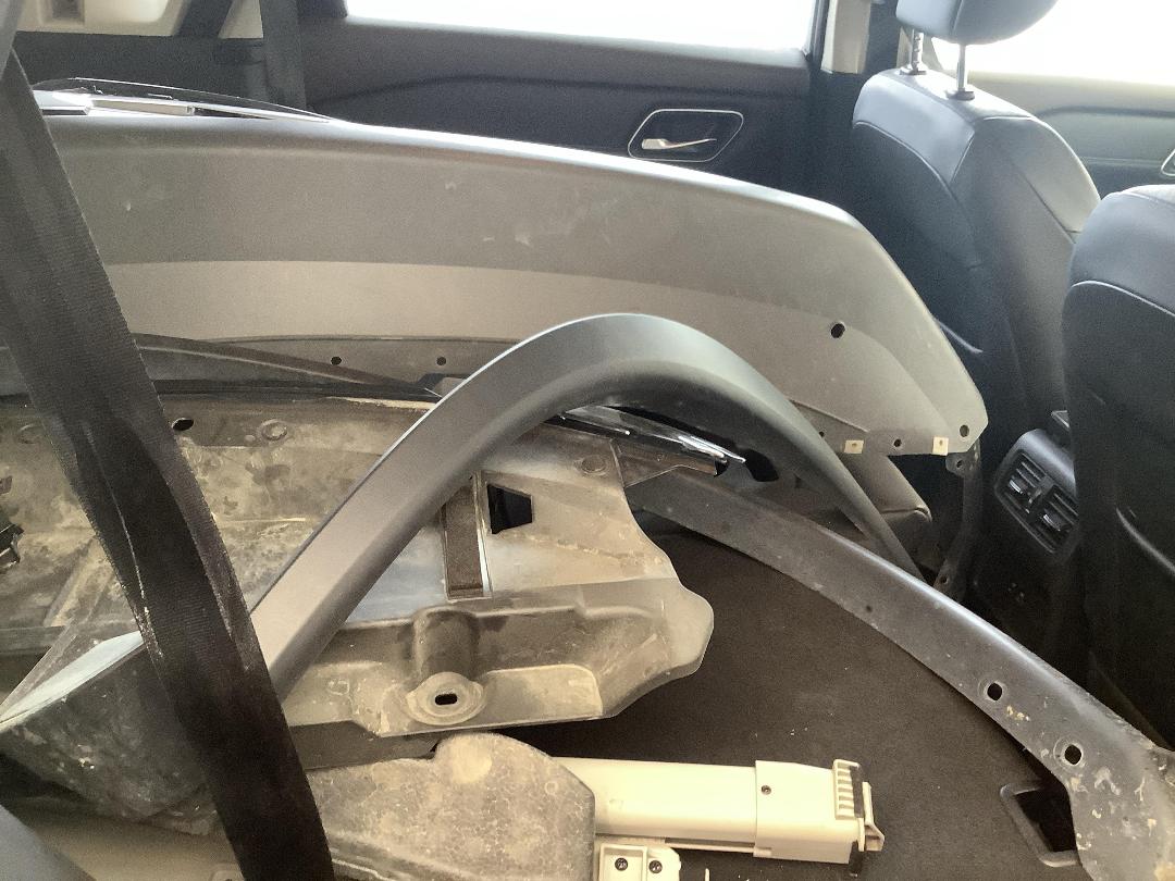 Photo '10' of Nissan X-Trail ST-L