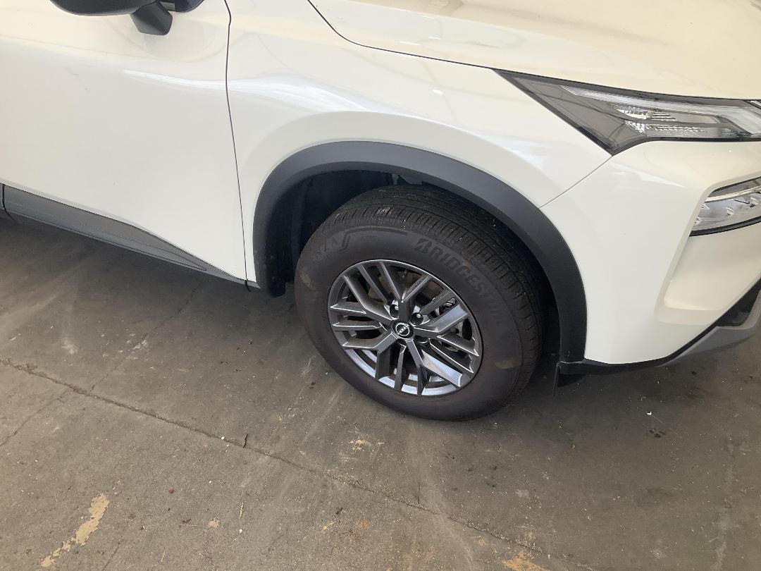 Photo '2' of Nissan X-Trail ST Photo '2' of Nissan X-Trail ST