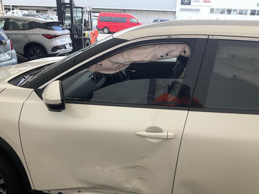 Photo '8' of Nissan X-Trail ST Photo '8' of Nissan X-Trail ST